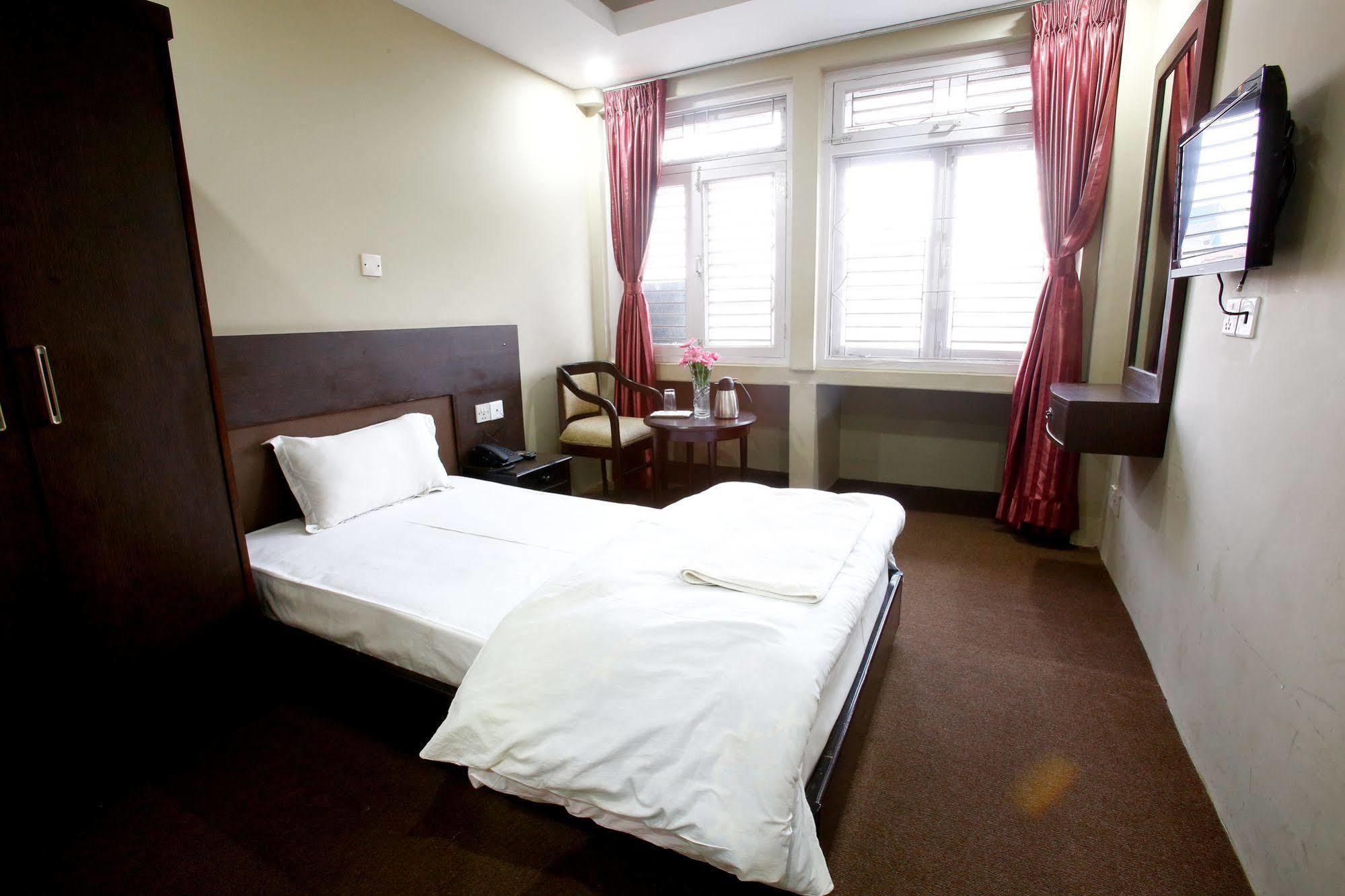 Hotel Nandini Kathmandu Ngoại thất bức ảnh