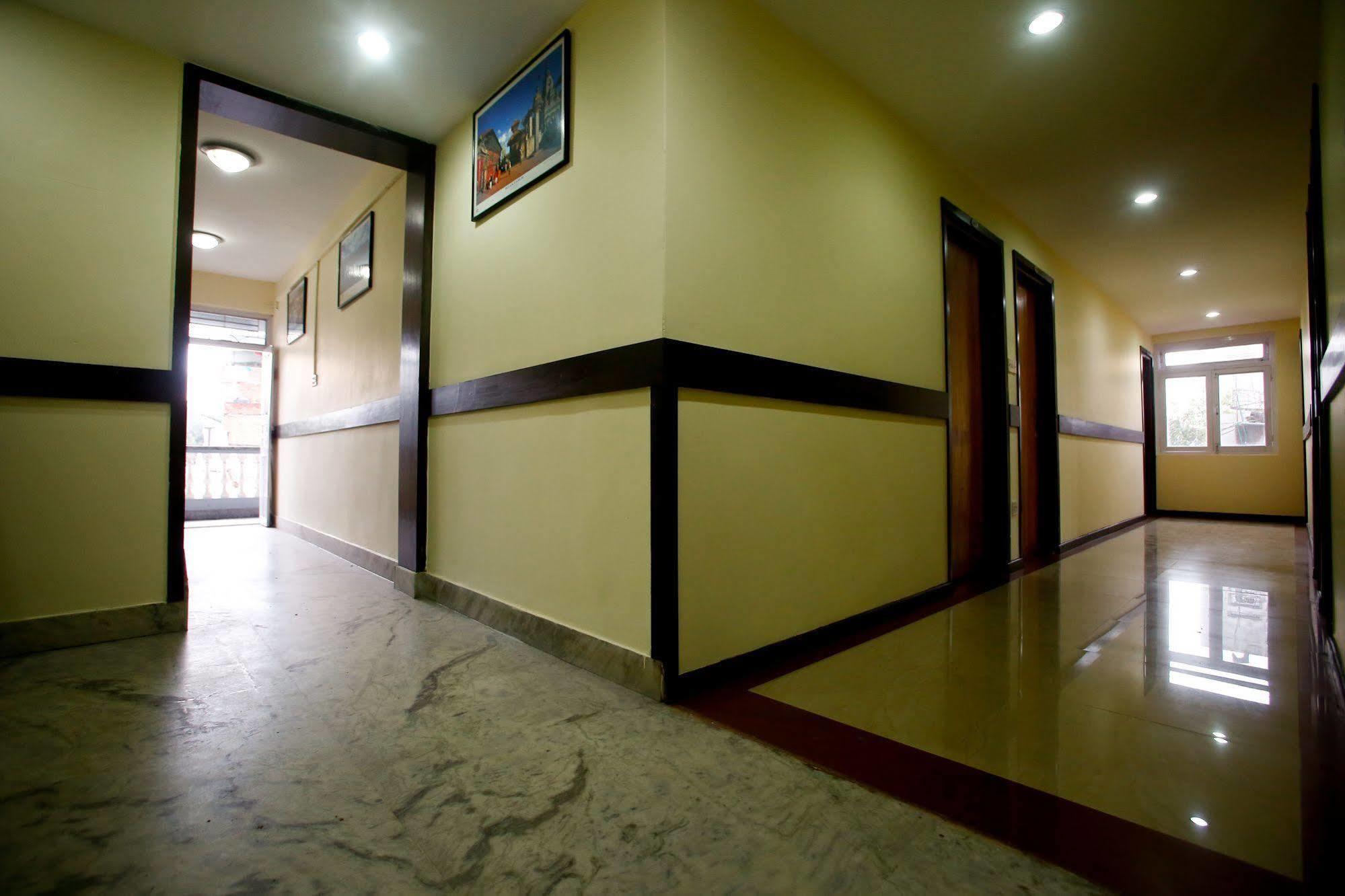 Hotel Nandini Kathmandu Ngoại thất bức ảnh